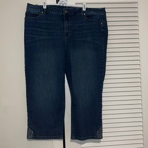 Gloria Vanderbilt Jordyn Capri Jeans